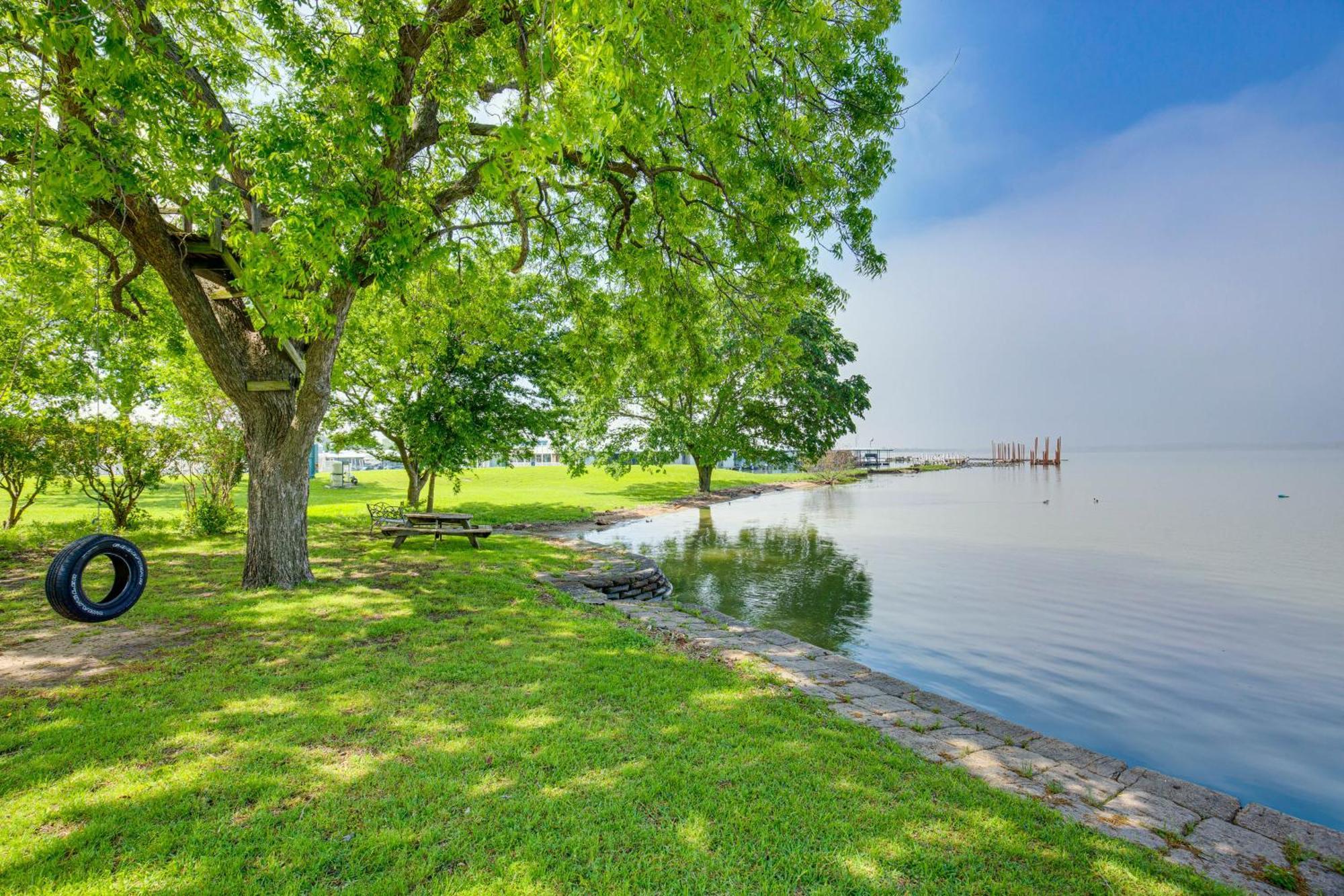 Lakefront Rockwall Home With Scenic Deck And Patio! Exterior photo